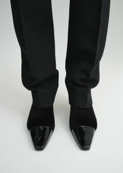 Bi-material pumps black
