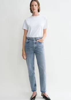 Classic cut denim worn blue