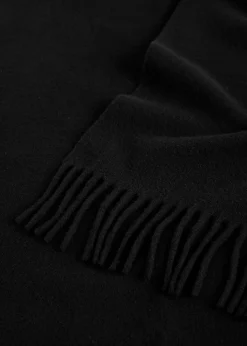 Classic wool scarf black