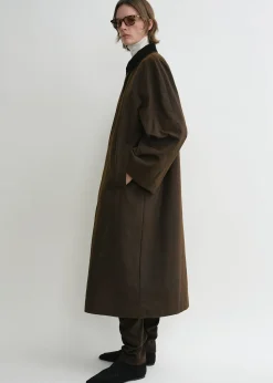 Country coat bark