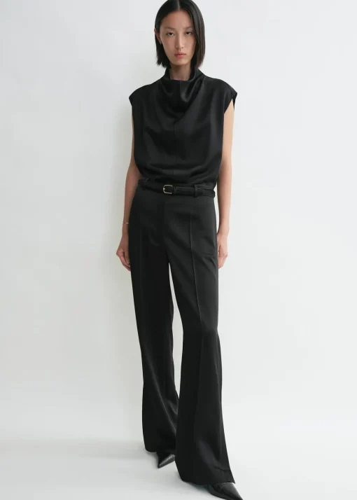 Cuff-slit trousers black