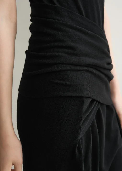 Draped knit dress black