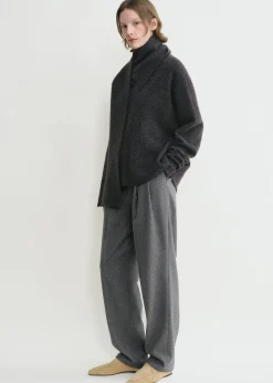 Draped-scarf knit granite