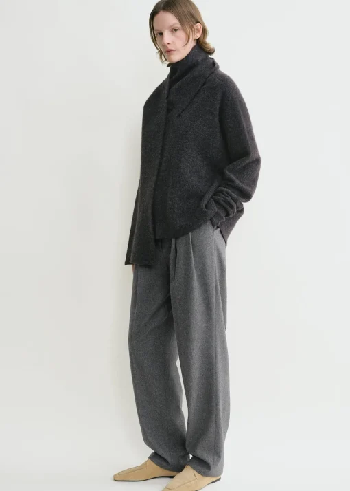 Draped-scarf knit granite