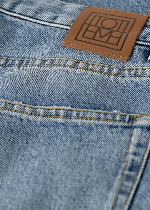 Flare fit denim worn blue