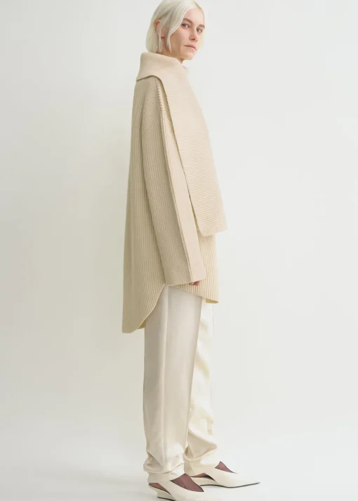 Long scarf knit off-white