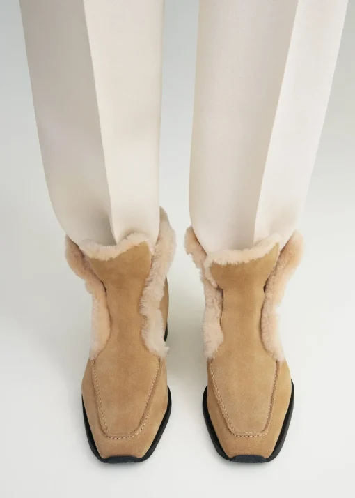 Shearling-edge winter boots caramel/ecru