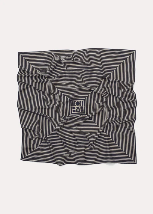 Signature monogram cotton blanket scarf black