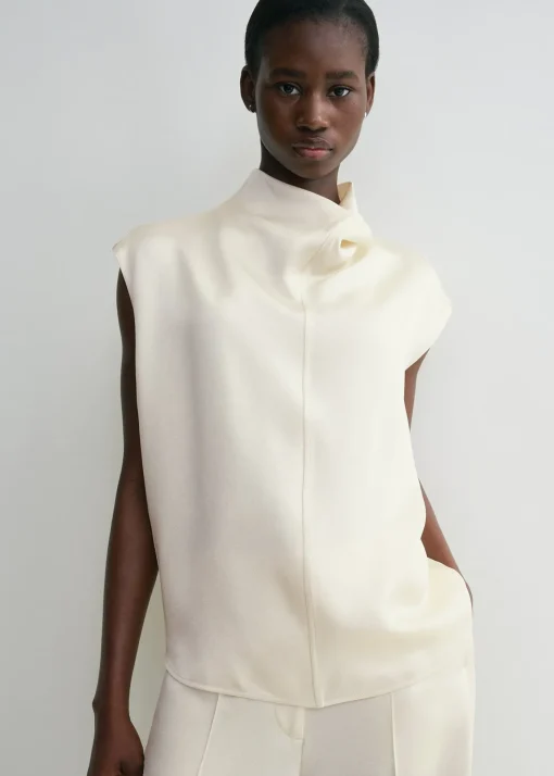Sleeveless funnel-neck top macadamia