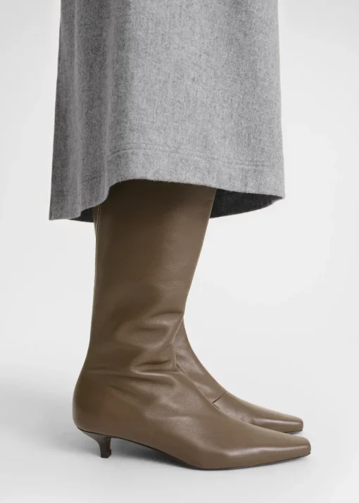 Slim leather knee-high boots ash