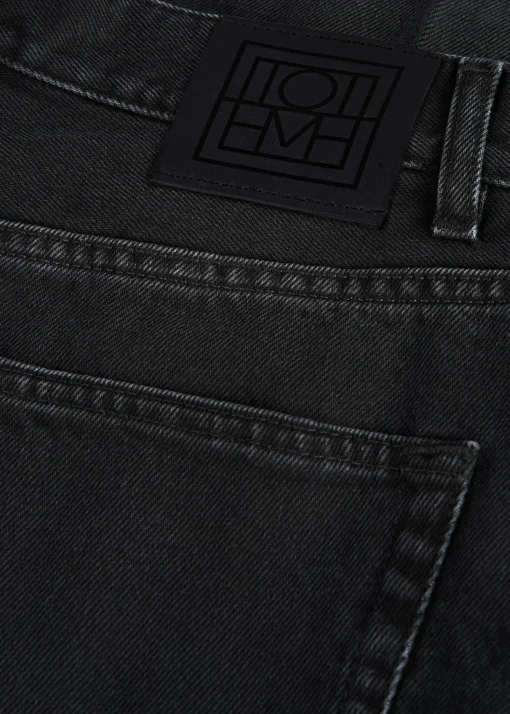 Tapered leg denim faded black