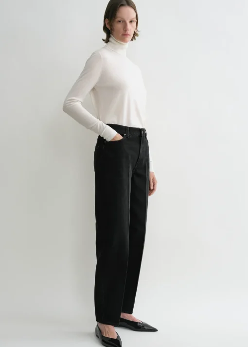 Wide tapered leg denim faded black