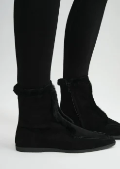 Zipped winter boots black