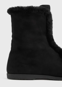 Zipped winter boots black