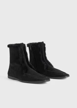 Zipped winter boots black